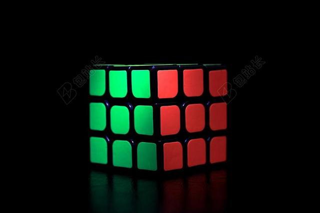 RUBIKS 多维数据集 游戏 立方体 玩具 谜题 广场 多彩