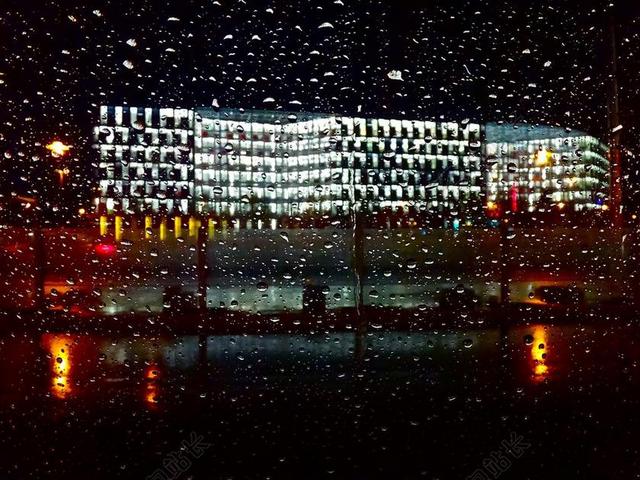 雨 夜 阴沉 气氛 风暴 滴 城市 晚上 天气心情