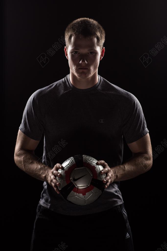 广告时尚足球远动员模特宣传背景图片