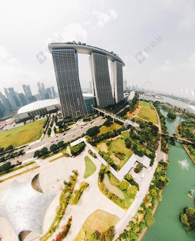 建筑现代湖边的创意造型建筑建筑设计绿化园林背景图片