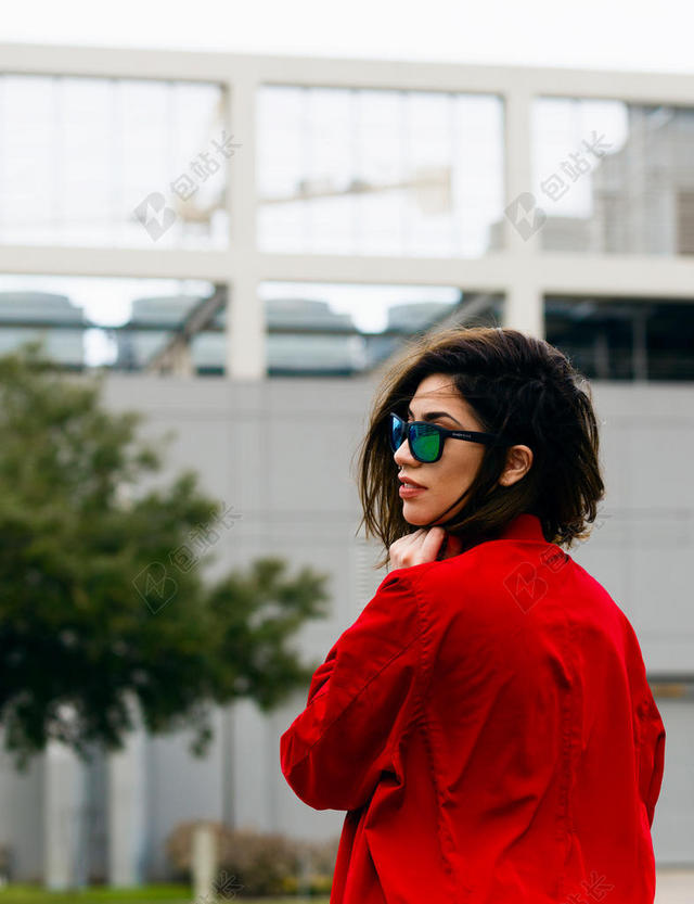 都市女性白领美女图片