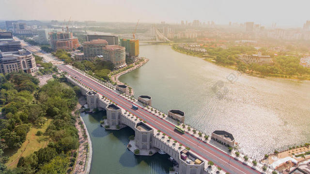 旅游唯美公路城市背景图片
