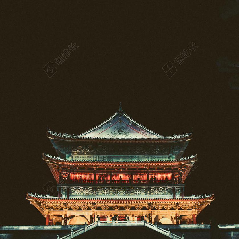 建筑古典黑夜下的灯光闪烁的宫殿古典建筑设计光影背景图片