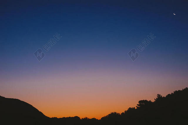 夜晚 晚上 黑夜 黑暗 灯光 霓虹灯 日落 夕阳 太阳 天空
