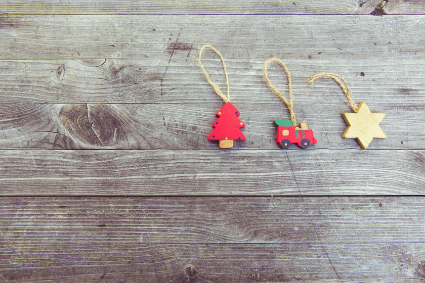 红色娱乐可爱日常生活女性装饰品挂饰背景图片