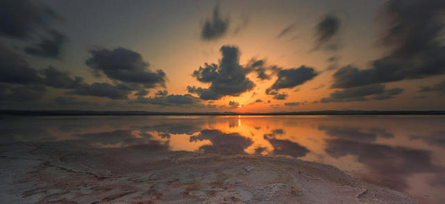 日落 夕阳 太阳 沙滩 海滩 天空 云 云朵 天空