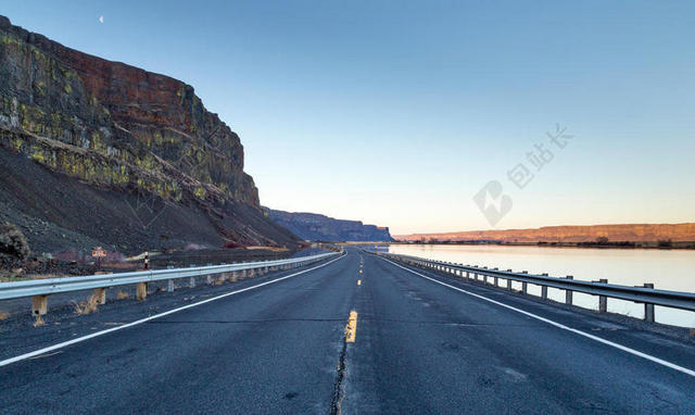 旅游自然公路山水风景背景图片