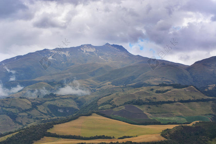 风景 风光 美景 田园 山水 山 山峰 顶峰 景色 树木 丛林 森林 云 云朵 天空 树 树木 树林 森林 山 山峦 山峰