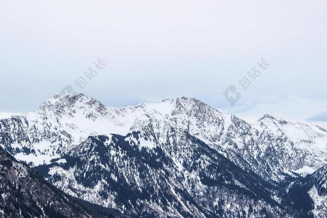 旅游自然雪山顶峰的背景图片