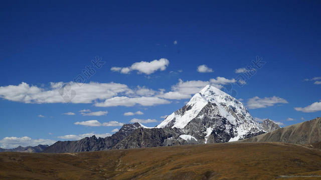 旅游自然高原顶峰背景图片