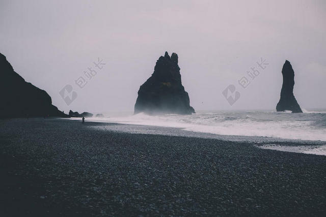 海 海水 大海 沙滩 海滩 雨 下雨 惬意 黑色 暗色 黑白 昏暗