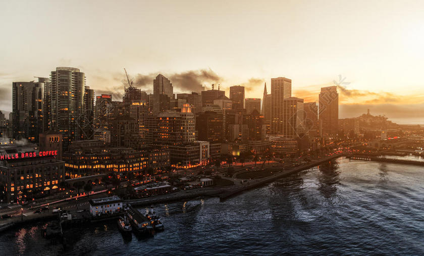 建筑学 建筑 城市 城市 灯 城市景观 云 市中心 黄昏 港 照亮 地标 景观 灯 现代的 夜 在户外 码头 反思 河 风景 天空 天际线 摩天大楼 太阳 日落 塔 城市的 水 滨水