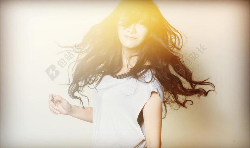 美丽的 身体 随便的 特写 眼睛 面对 时尚 女孩 头发 发型 人类 嘴唇 模型 人 拍摄 姿势 漂亮的 皮肤 微笑 工作室 风格 时尚的 青少年 十几岁的 女人 年轻的