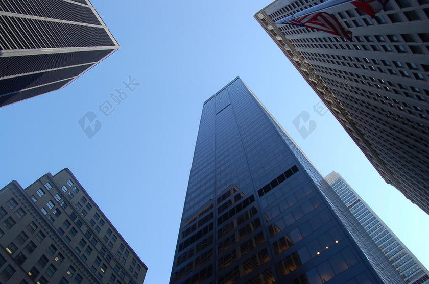 干净的黑色高楼背景图片