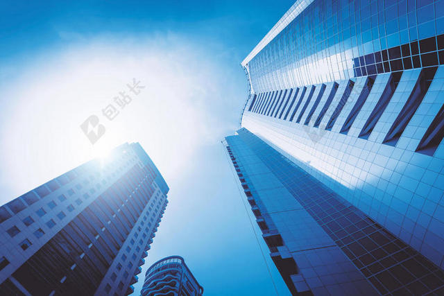 建筑的 设计 建筑学 建筑 商业 城市 城市景观 当代的 市中心 迪拜 酋长 外部 外观 未来 玻璃 窗户 光 低的 角 射击 现代的 办公室 在户外 观点 反射 天空 天际线 摩天大楼 摩天大楼 结构