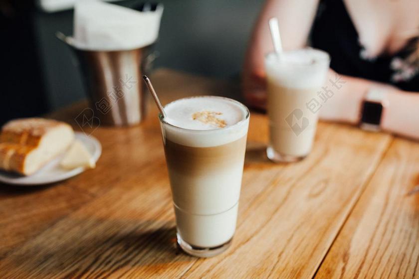 工作中 工作 办公室 会议 职场 购物 商场 流行 时尚 美丽 商场 店铺 商家 购物 桌子 台子 书桌 办公 厨房 餐具 烹饪 晚餐 宴会 咖啡 咖啡厅 咖啡馆 饮料 喝酒 饮水 写字 文章 书籍