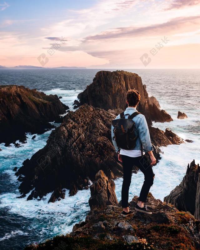 职业 工作 办公室 职场 风景 风光 美景 田园 山水 灯光 光线 激光 打火机 冒险 探险 远足 度假 旅游 休闲 挑战 极限运动 旅行 旅游 行程 度假 休闲 度假 假日 爱情 恋爱 恋人 情人 情侣 浪漫 肖像 人物特写 画像 夏日 夏季 热情 天空                                                                                                                            不看镜