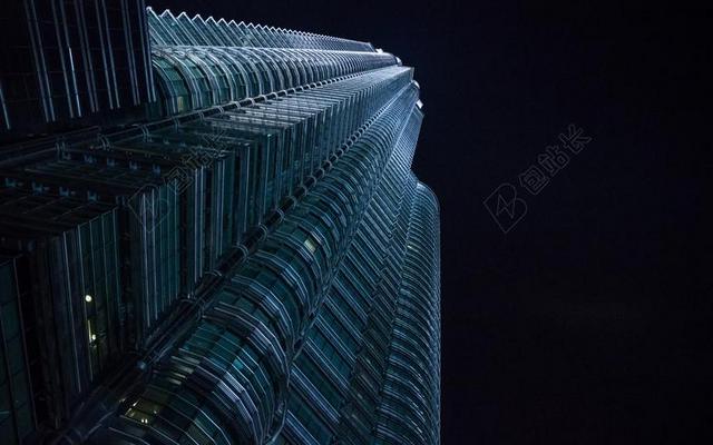 科技 技术 信息科技 夜晚 晚上 黑夜 黑暗 灯光 霓虹灯 城市 都市 时尚 现代化 建筑 大厦 建筑物 建设 房子 房间 住宅 窗户 建筑 结构 建筑物 建筑学