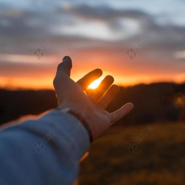 手 手势 握手 击掌 胜利     风景 风光 美景 田园 山水 日落 夕阳 太阳  丽人 优雅 美丽 漂亮 女孩 女人 女性 自然 环境