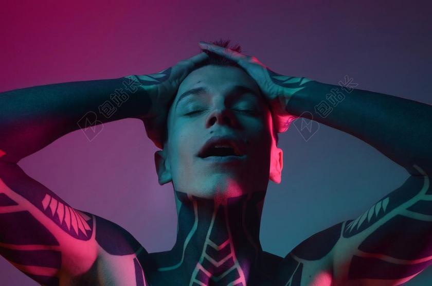 手 手势 握手 击掌 胜利 纹理 组织 材料 花纹 墙 围墙 表面 隔阂 背景 时尚 流行 个性 城市 书 书籍 阅读 音乐 音乐会 演唱会  全身像 男士 男性 男人