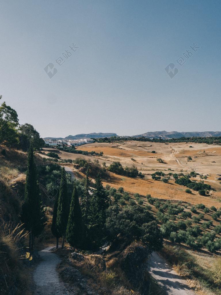 星空 太空 空间                             风景 风光 美景 田园 山水 道路 旅途 路途 户外 街道 公路 山 山峰 顶峰 景色  旅行 旅游 行程 度假 休闲 度假 假日 夏日 夏季 热情 树木 丛林 森林 草地 草坪 草丛 天空 全身像  自然 环境 人物 人群 风土人情 山 山峦 山峰