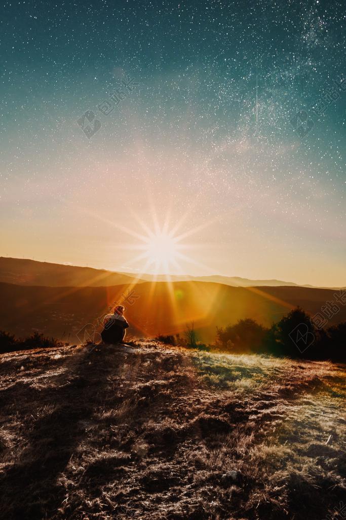 星空 太空 空间  星空 星星 闪光 明星 夜晚 晚上 黑夜 黑暗 灯光 霓虹灯 花 玫瑰 美丽 花朵 风景 风光 美景 田园 山水 灯光 光线 激光 打火机 日落 夕阳 太阳 爱情 恋爱 恋人 情人 情侣 浪漫  冒险 探险 远足 度假 旅游 休闲 挑战 极限运动 旅行 旅游 行程 度假 休闲 度假 假日  家 家园 家居 故乡 美丽 休闲 自在 舒适 安逸 合适 老人 智者 老者 天空 自然 环境 可爱的 人物 人群 风土人情 活力 男士 男性 男人