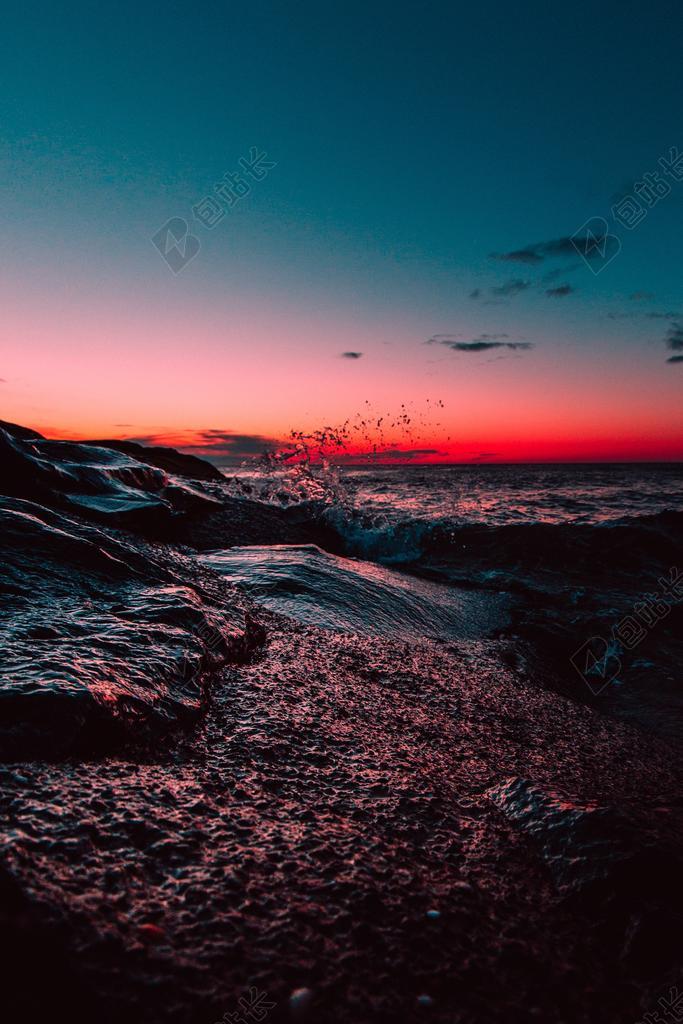 风景 风光 美景 田园 山水  日落 夕阳 太阳 美女 丽人 优雅 美丽 漂亮 女孩 女人 女性 灯光 光线 激光 打火机  朋友 友谊 友情 天空  自然 环境 手表 腕表 时间 观察 清新 新鲜   雨 下雨 惬意 云 云朵 天空 IPHONE 苹果 苹果手机 商务