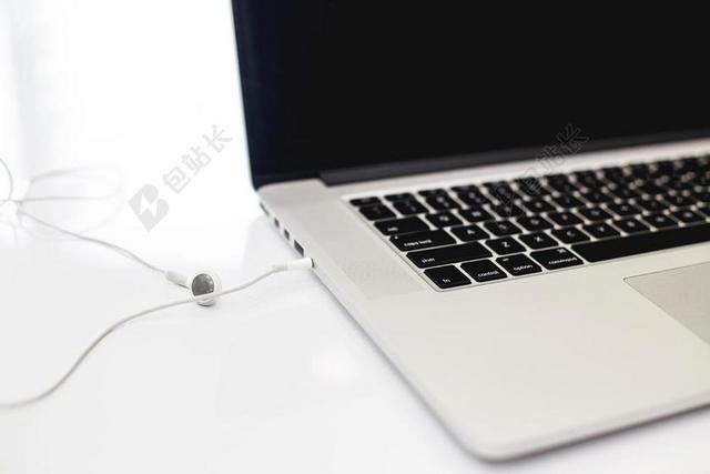商务 商人 电子商务 股票交易所 业务 工作  工作中 工作 办公室 会议 职场 科技 技术 信息科技  笔记本电脑 笔记本 MACBOOK APPLE 苹果 办公室 工作室 工作 职场 风景 风光 美景 田园 山水 学习 研究  书籍 书 书籍 阅读 工作 职业 职场 商务