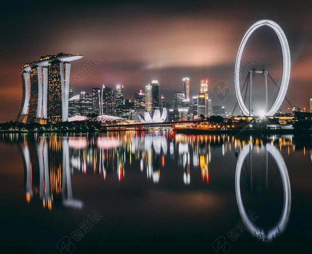 科技 技术 信息科技   夜晚 晚上 黑夜 黑暗 灯光 霓虹灯 城市 都市 时尚 现代化 风景 风光 美景 田园 山水 灯光 光线 激光 打火机  丽人 优雅 美丽 漂亮 女孩 女人 女性 旅行 旅游 行程 度假 休闲 度假 假日 天空 雨 下雨 惬意 建筑 结构 建筑物 建筑学