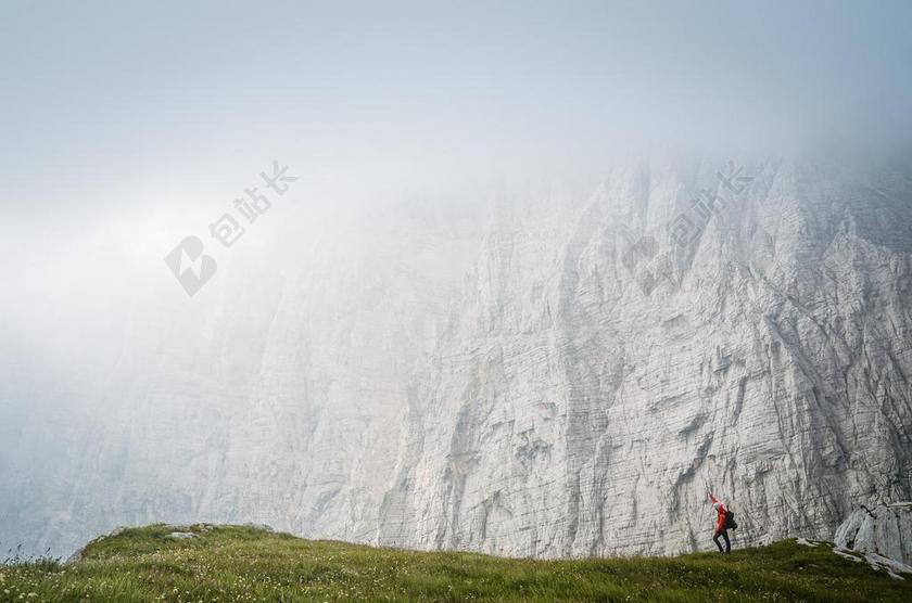 星空 太空 空间 风景 风光 美景 田园 山水 山 山峰 顶峰 景色 墙 围墙 表面 隔阂 背景 美女 丽人 优雅 美丽 漂亮 女孩 女人 女性 灯光 光线 激光 打火机  旅行 旅游 行程 度假 休闲 度假 假日 咖啡 咖啡厅 咖啡馆  天空  书 书籍 阅读 自然 环境  云 云朵 天空 华贵 奢华 奢侈品 人物 人群 风土人情 白色 浅色 黑白 简单 清新 山 山峦 山峰