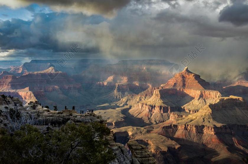 联系 通话 沟通 联系人    星空 太空 空间    风景 风光 美景 田园 山水 日落 夕阳 太阳 山 山峰 顶峰 景色 老人 智者 老者 自然 环境 云 云朵 天空  山 山峦 山峰