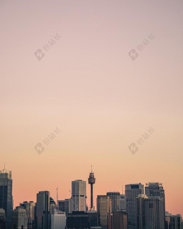 星空 太空 空间   建筑 大厦 建筑物 建设 城市 都市 时尚 现代化 日落 夕阳 太阳 美女 丽人 优雅 美丽 漂亮 女孩 女人 女性 房子 房间 住宅 家 家园 家居 故乡 美丽 休闲 肖像 人物特写 画像 天空 书 书籍 阅读 全身像 自然 环境