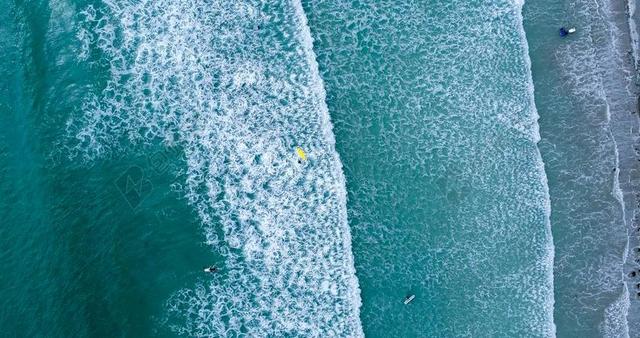 大海海浪图片