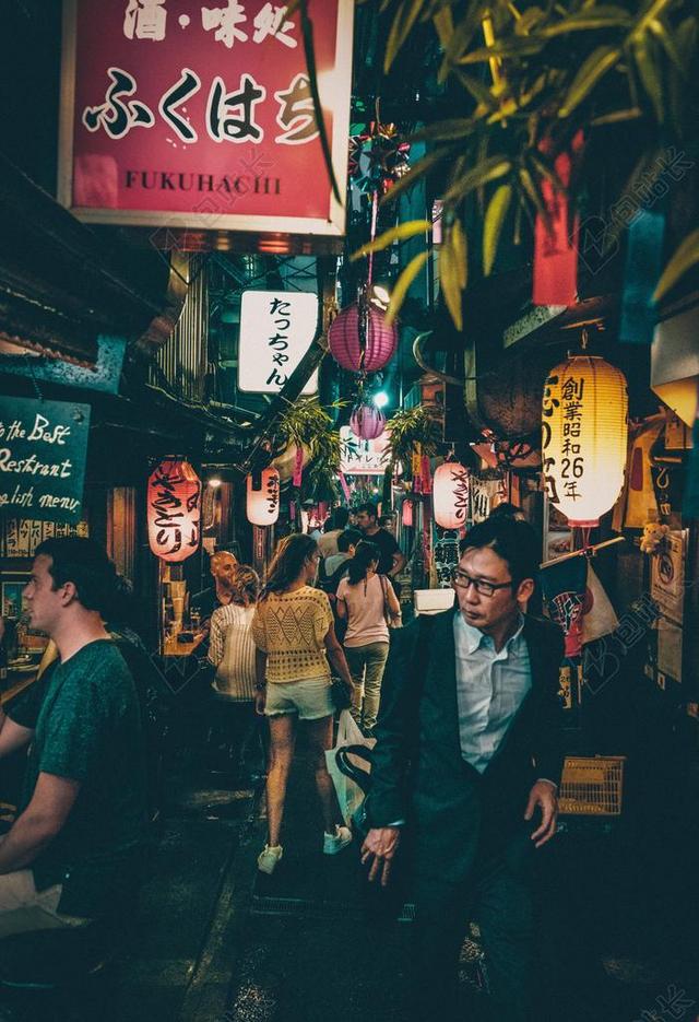 灯光 光线 激光 打火机  旅行 旅游 行程 度假 休闲 度假 假日  人群 聚会  肖像 人物特写 画像 全身像  人物 人群 风土人情  餐厅 餐馆 美食 日本 城市 现代生活 中国 文化 东方 亚洲