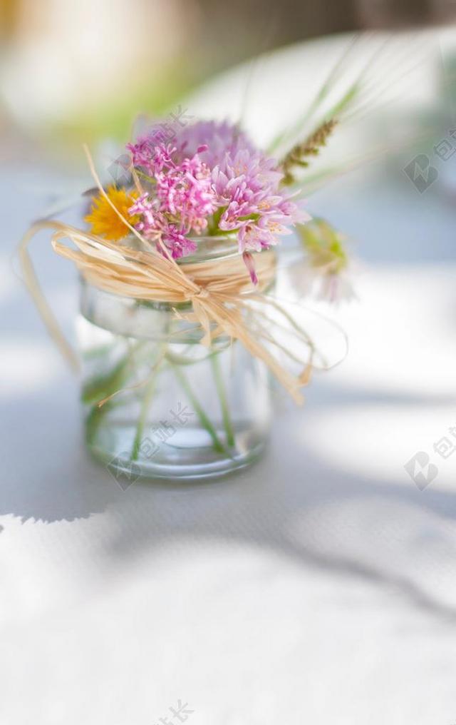 花 玫瑰 美丽 花朵 灯光 光线 激光 打火机 墙 围墙 表面 隔阂 背景 购物 商场 流行 时尚 美丽 婚礼 喜庆 庆祝 节日 婚姻 爱人 恋人 情侣 派对 聚会 庆祝 愉快 帮派 商场 店铺 商家 购物 花园 园林 园艺 植物 花 房间 卧室 家 休闲 家居 房子 房间 住宅 桌子 台子 书桌 办公 室内 室内装修 装潢 艺术设计 家装 家 家园 家居 故乡 美丽 休闲 晚餐 宴会 母亲 母爱 夏日 夏季 热情
