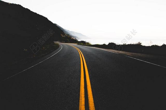风景 风光 美景 田园 山水 道路 旅途 路途 户外 街道 公路 山 山峰 顶峰 景色 冒险 探险 远足 度假 旅游 休闲 挑战 极限运动 男士 男性 男人