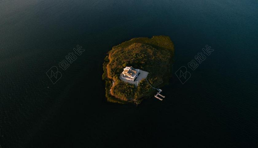 日落 夕阳 太阳 墙 围墙 表面 隔阂 背景  酒店 饭店 旅馆 旅店 出差 旅游 旅行 旅游 行程 度假 休闲 度假 假日 房子 房间 住宅 家 家园 家居 故乡 美丽 休闲 自在 舒适 安逸 合适 海 海水 大海 雨 下雨 惬意