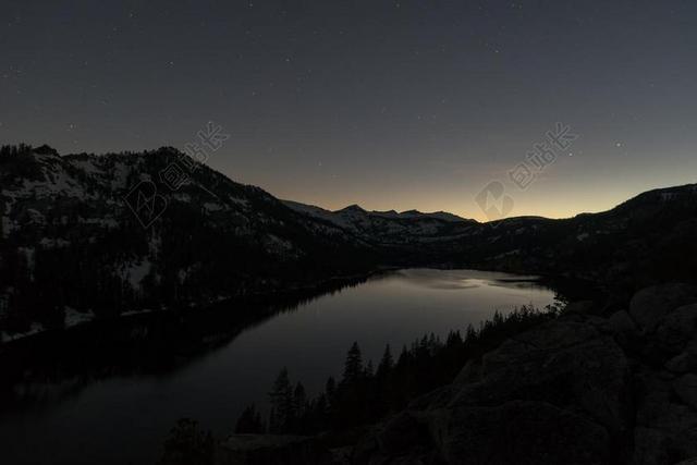 星空 星星 闪光 明星     星空 太空 空间 夜晚 晚上 黑夜 黑暗 灯光 霓虹灯  风景 风光 美景 田园 山水 日落 夕阳 太阳 山 山峰 顶峰 景色 美女 丽人 优雅 美丽 漂亮 女孩 女人 女性  墙 围墙 表面 隔阂 背景 灯光 光线 激光 打火机 冒险 探险 远足 度假 旅游 休闲 挑战 极限运动  爱情 恋爱 恋人 情人 情侣 浪漫  旅行 旅游 行程 度假 休闲 度假 假日  冬季 冬天 新年 天空 夏日 夏季 热情 书 书籍 阅读 海 海水 大海 可爱的 人物 人群 风土人情 云 云