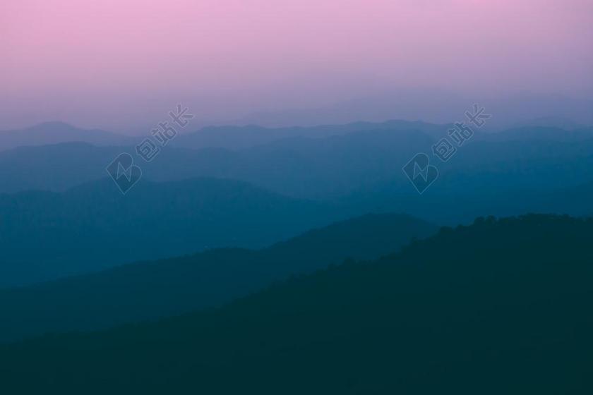 风景 风光 美景 田园 山水  城市 都市 时尚 现代化  日落 夕阳 太阳 树木 丛林 森林 树 树木 树林 森林 活力 山 山峦 山峰