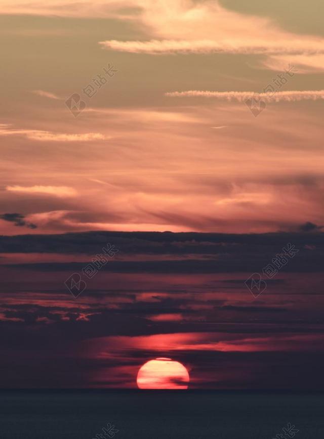 夜晚 晚上 黑夜 黑暗 灯光 霓虹灯 风景 风光 美景 田园 山水  日落 夕阳 太阳 天空 云 云朵 天空