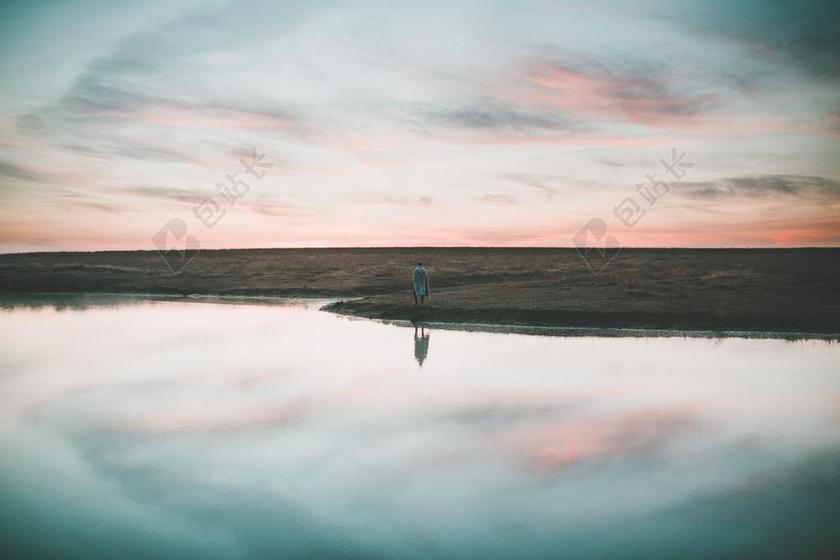 商务 商人 电子商务 交易所 业务 工作  风景 风光 美景 田园 山水 天空 海 海水 大海 云 云朵 天空  雨 下雨 惬意