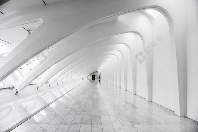 白色建筑现代室内白色圆弧等几何造型室内设计装潢背景图片