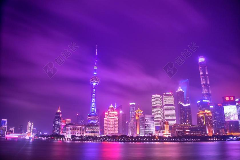 夜晚美丽的上海夜景灯光背景图片