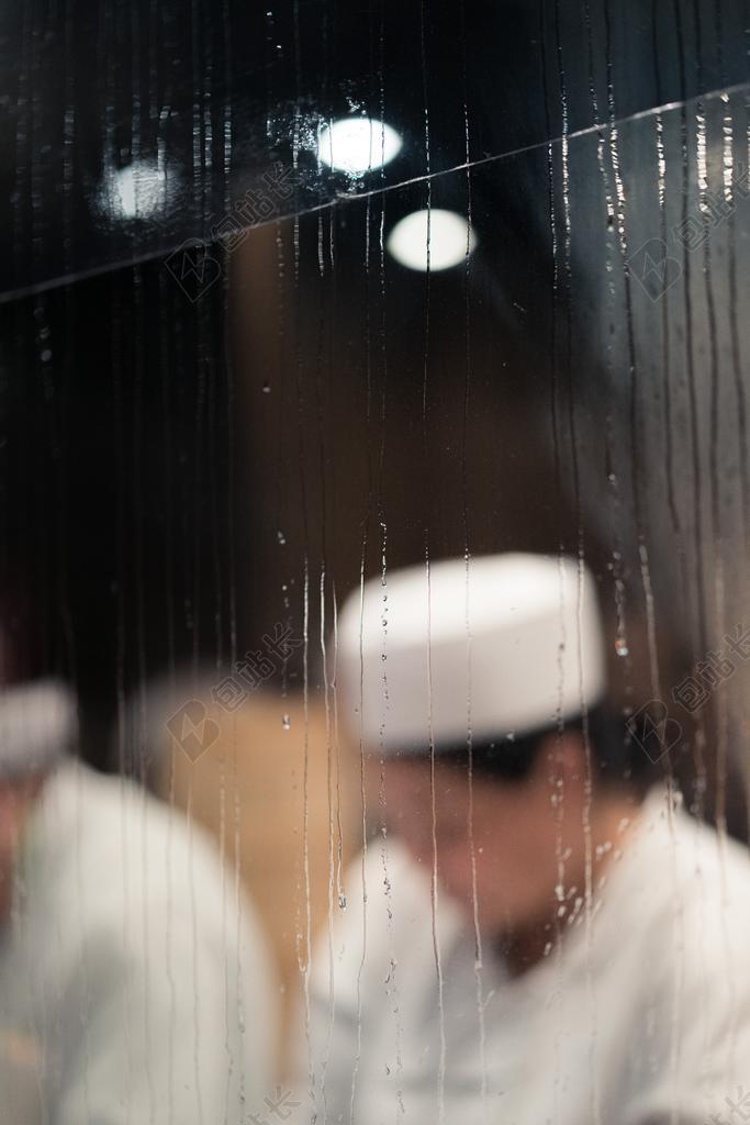 厨房的厨师背景图片