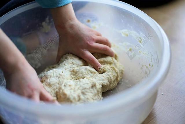 面团 揉 烤 食品 蛋糕 吃 美味 面粉 手工劳动 厨师