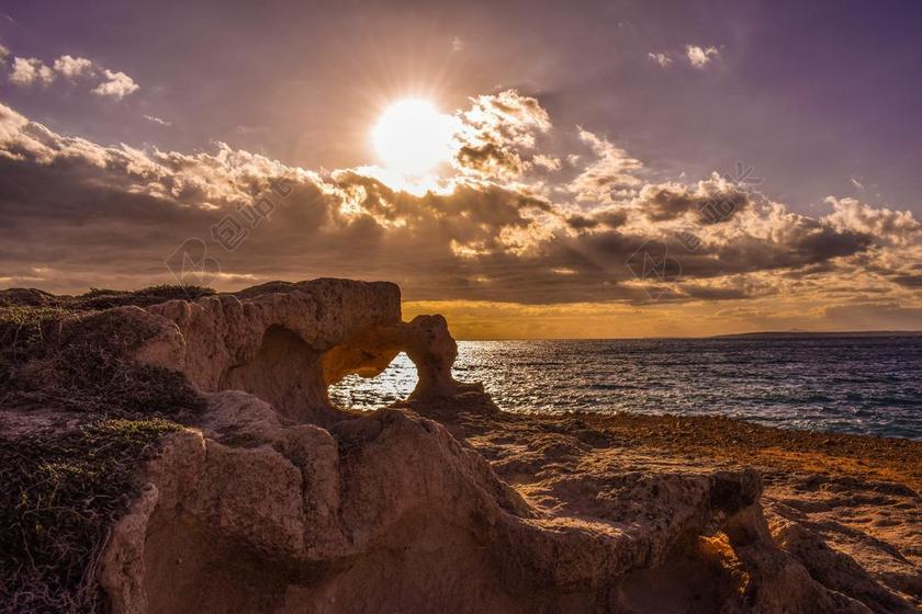 石 形成 地质学 海 天空 云 下午 秋 自然 风景
