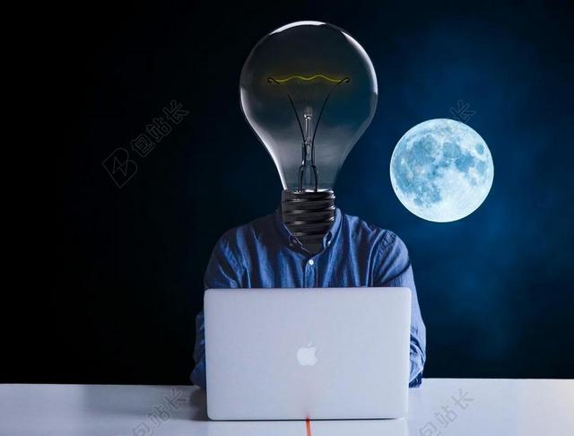 工作的灯泡和月亮背景图片