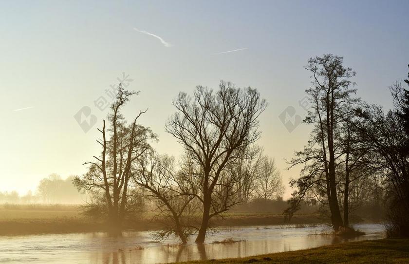 河 水 洪水 喜悦 黎明 黄昏 阴霾 雾 冬天 KAHL
