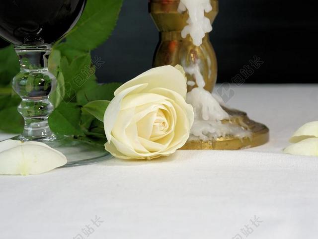 浪漫 玫瑰 蜡烛 酒 玻璃 爱情 花 白玫瑰 玫瑰绽放