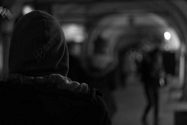 抑郁症 男子 悲伤 情绪